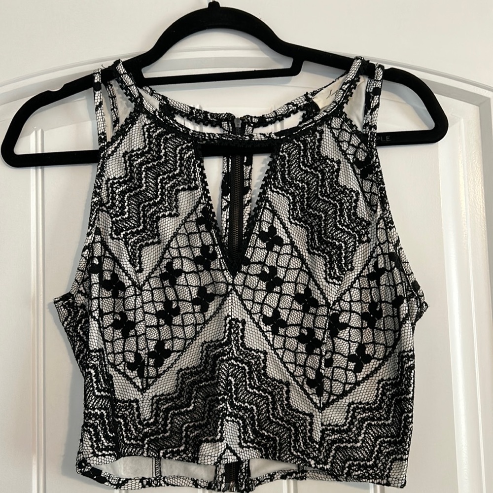 Black floral lace crop top
